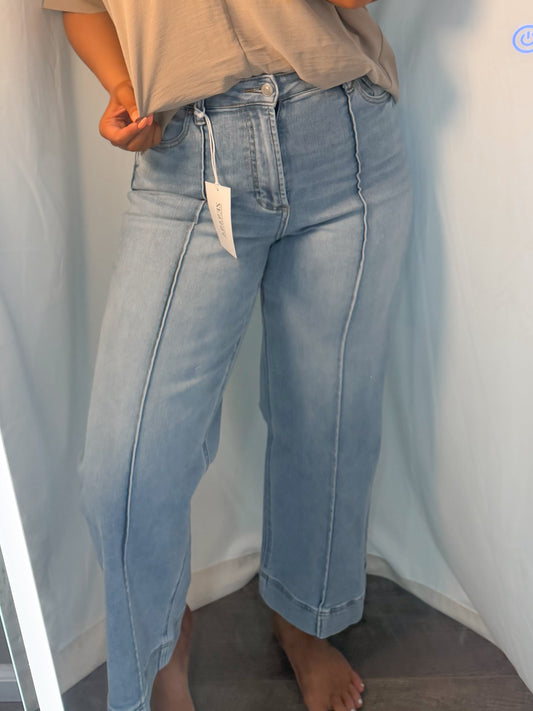 Light Wash Jeans